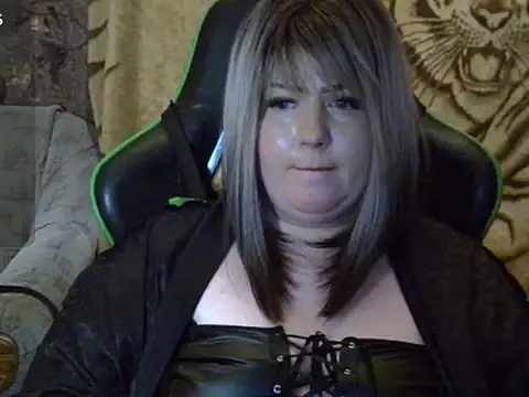 YuliiaSan's cam snapshot