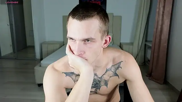 JAMES__LEE's cam snapshot