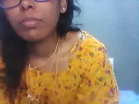 TiaBlaze's cam snapshot