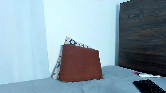 AnnieSofiia's cam snapshot