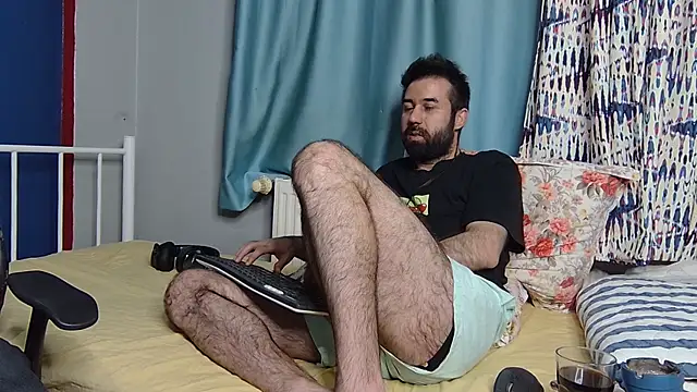 hairybearcb's cam snapshot