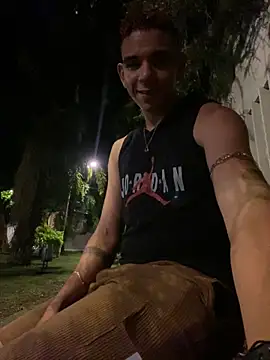 Dylams_maja live sex cam