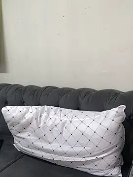 Nicole_Liam_ live sex cam