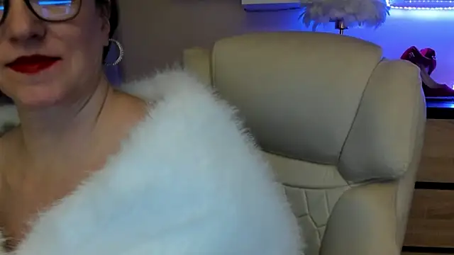 feliziaDesire live sex cam