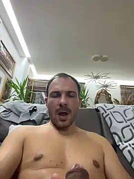 Adventurehotman live sex cam