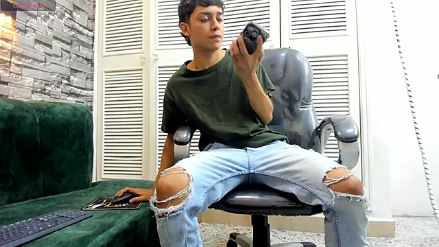 DamiBright live sex cam