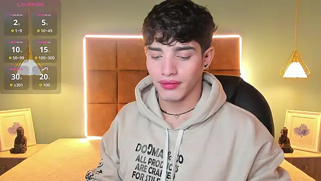 AlejooTwink live sex cam