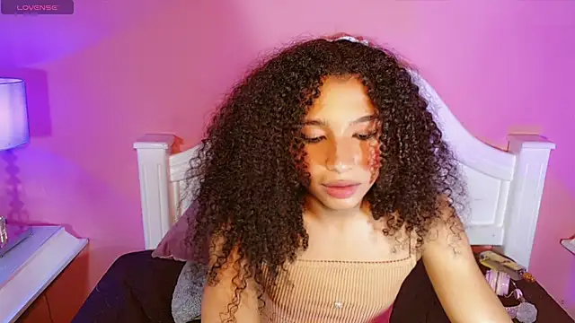 _IsabellaRousse live sex cam