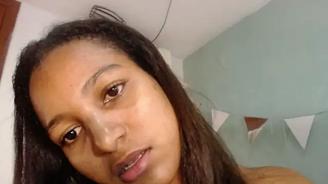 emma_stone54's cam snapshot