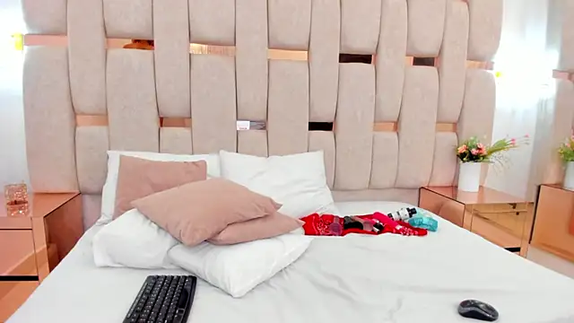 katty_withe's cam snapshot