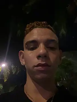 Dylams_maja live sex cam