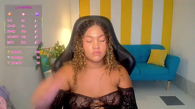 Cristal_War's cam snapshot