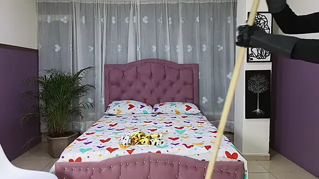 alaia_skater's cam snapshot