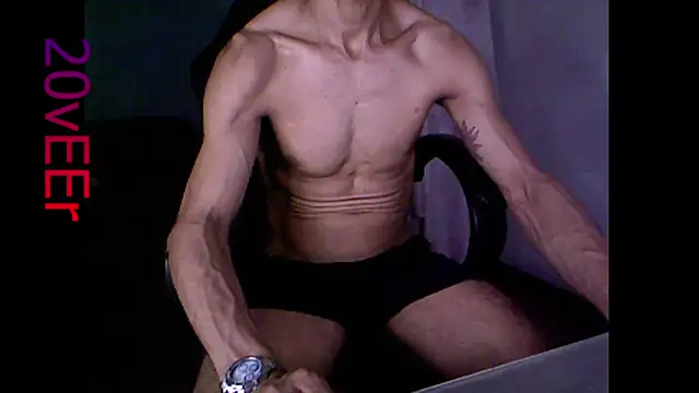 20vEEr live sex cam