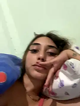 loirinhaaa live sex cam