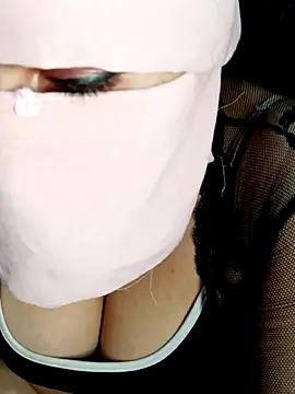 Queen-15 live sex cam