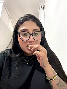 croftsmila live sex cam