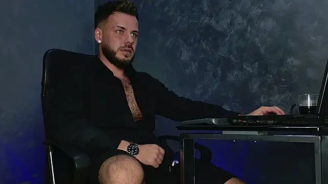 juliusmasters live sex cam