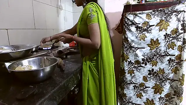 Rubi-Ji live sex cam