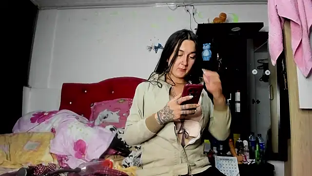 Sweet-Suck69 live sex cam