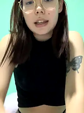 KittyK_at live sex cam