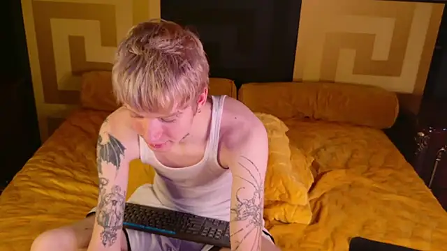 TRAVIS_CLAS live sex cam
