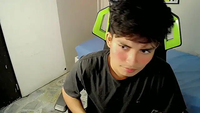 Green_XoX live sex cam