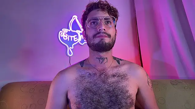 axel_giracr live sex cam