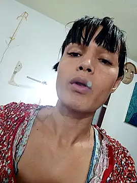 PaulinaLondra2 live sex cam