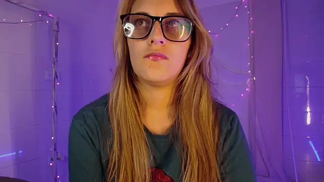 Giia_paiige18 live sex cam