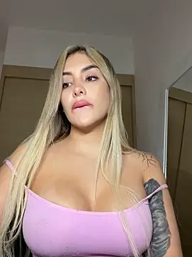 mi_suk11 live sex cam