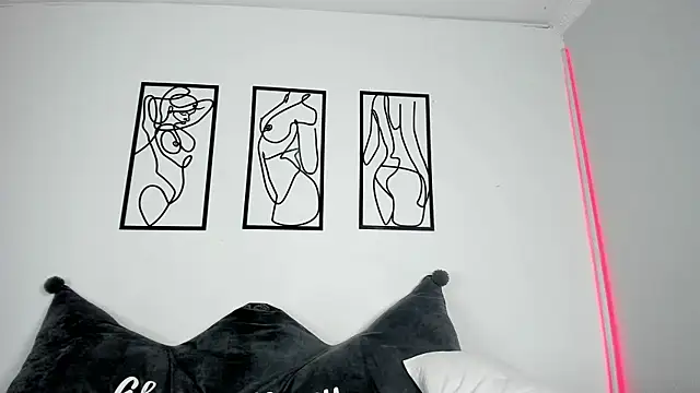 RubyPirsso18 live sex cam