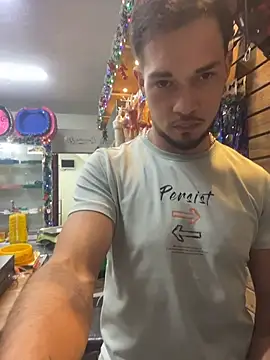 Leonardmoppet live sex cam