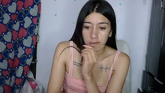 TaylorLove- live sex cam