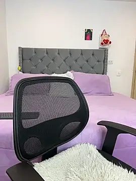 KarlaWild live sex cam