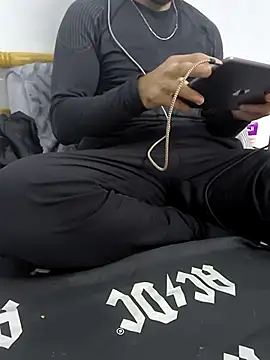 yazin19 live sex cam