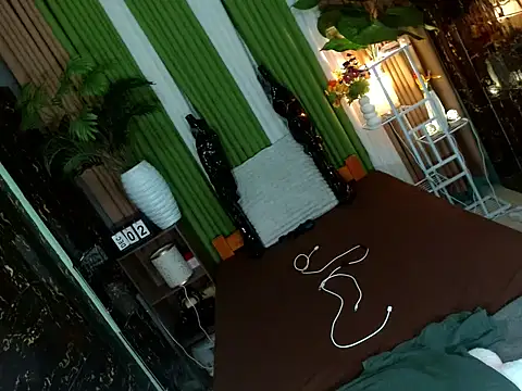 Queen_kendalx19 live sex cam