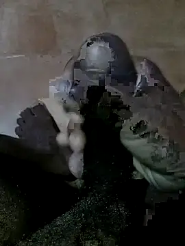 SuranSexy33 live sex cam