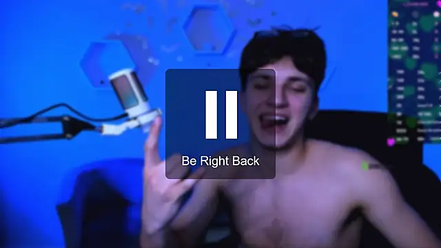 travis_wolf_ live sex cam