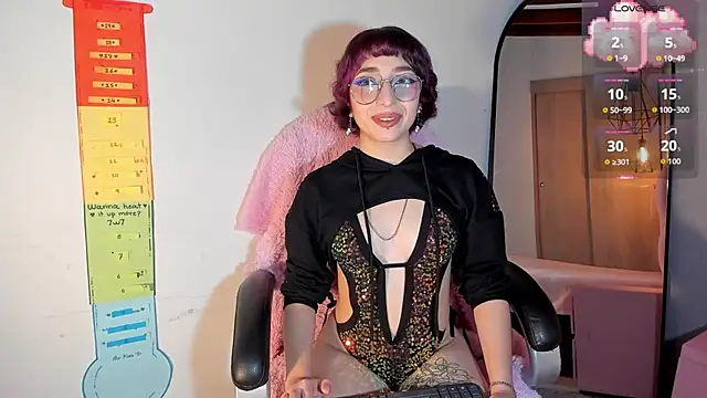 Lexyy_Bluee live sex cam