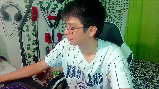 Andy_gray live sex cam