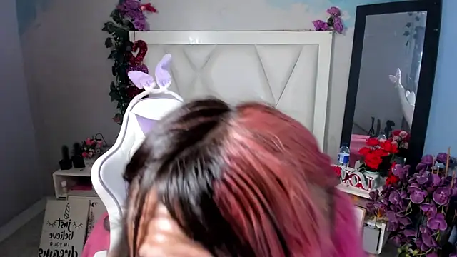 katalina_garcia live sex cam