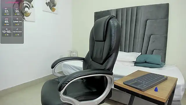 bellaadams35 live sex cam