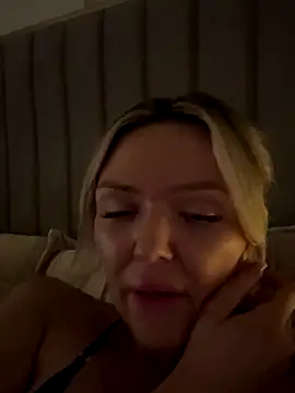 lolableux live sex cam