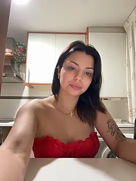 Noeliagglow live sex cam