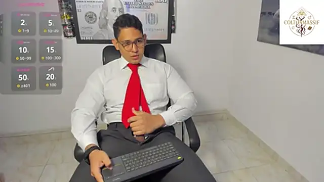 Colton_Massif live sex cam