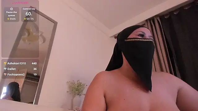 Amina_hafsa live sex cam