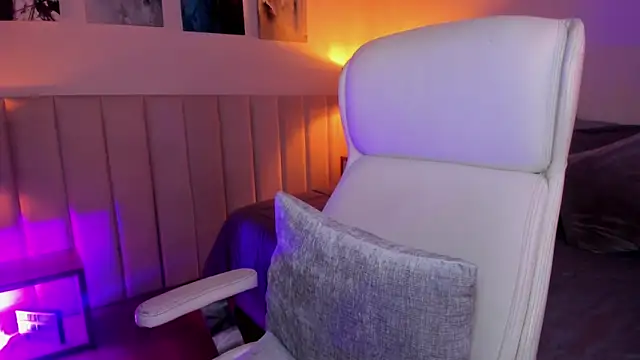 DaniRousse live sex cam