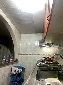 Carola-Ross live sex cam