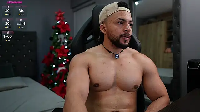 LoganMartinX live sex cam